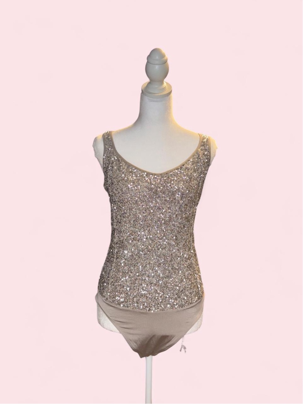 Sequin Scoop Neck Tank Top in Champagne